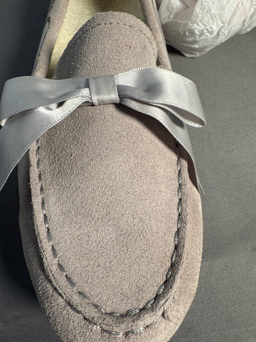 Women's Suede Bow Loafers in Light beige - Picture 9 of 10